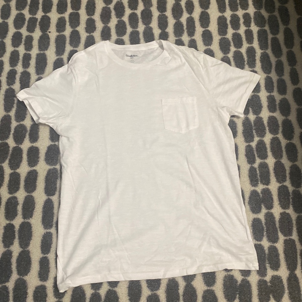 White TShirt with pocket